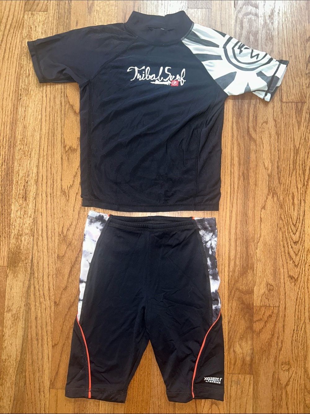 Two Piece Tribal Black Rash Guard Set with White Graphic Sleeve Large